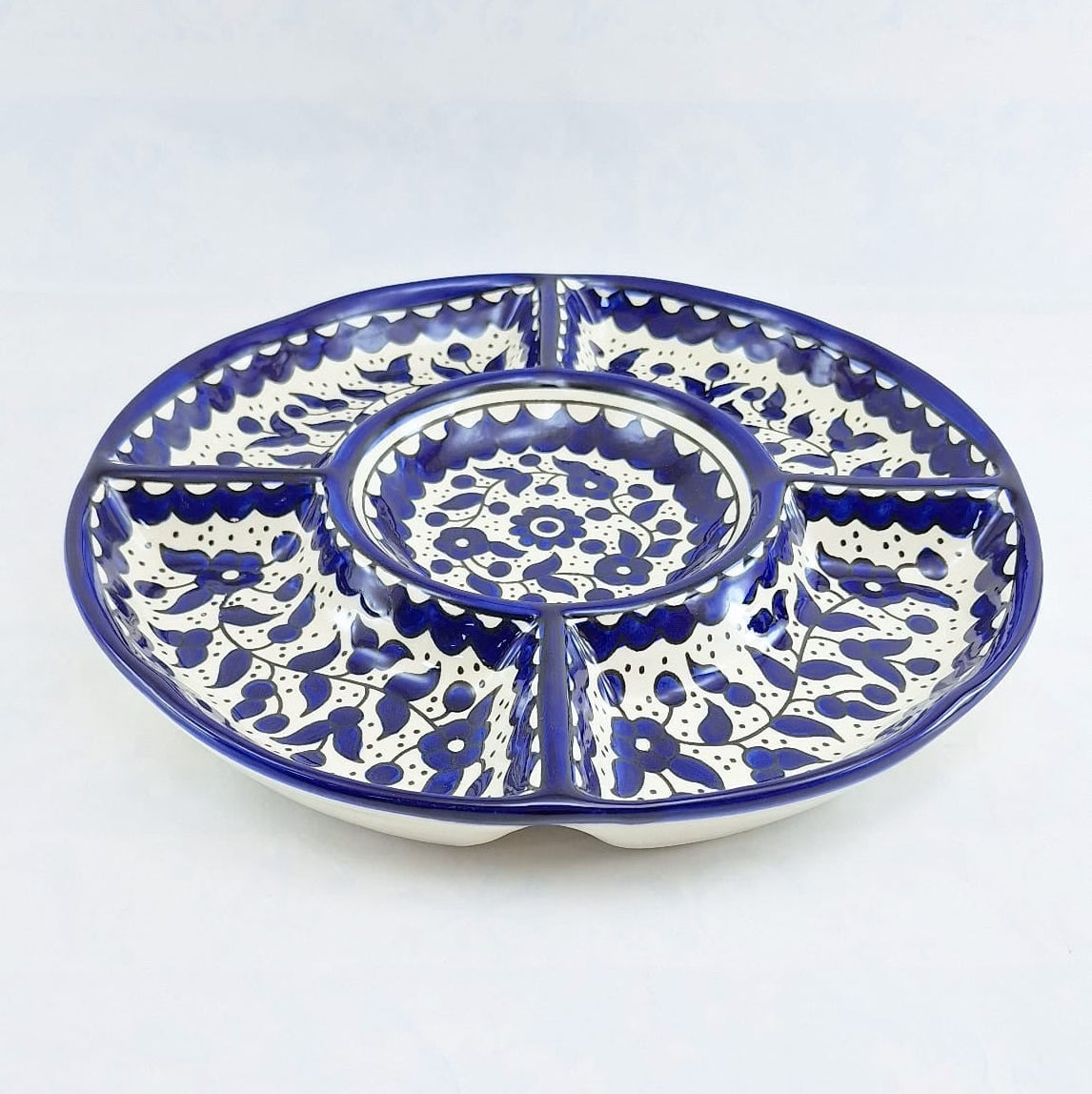 Sectioned platter 24 x 24 Cm image 1